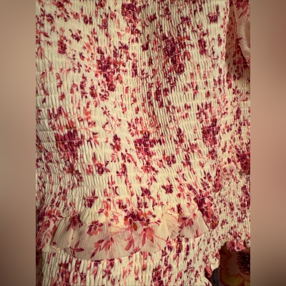 CeCe Women’s Pink/Cream Flower Blouse NWT - Picture 5 of 6